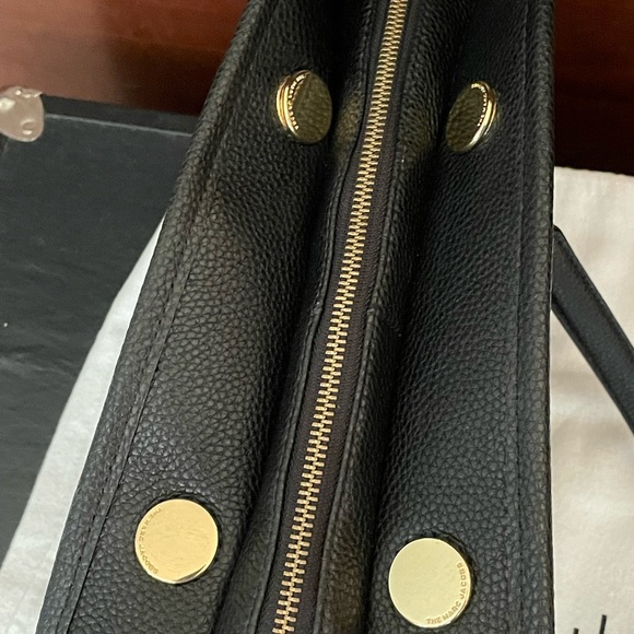 Stunning large chain tote & wallet set - Picture 6 of 14